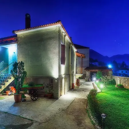 Charoula Apartamento Kalavryta