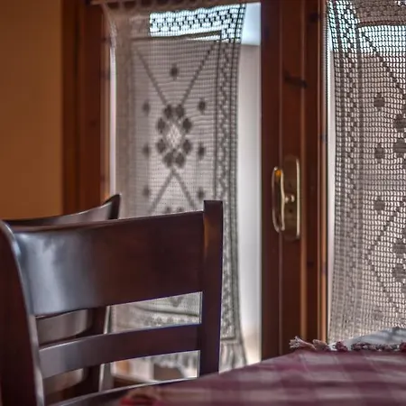 Appartamento Charoula *